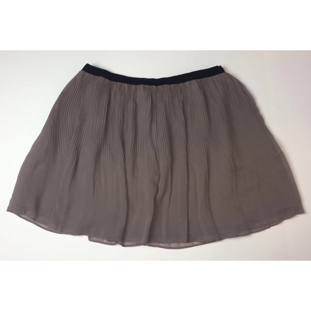 🌼Mauve Victorias Secret Skirt